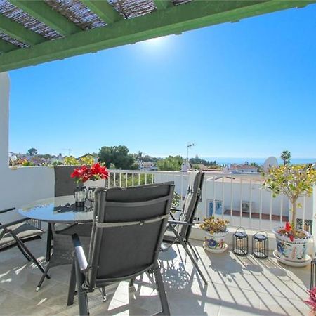 Amazing 3 Bedroom Townhouse In Nerja Extérieur photo