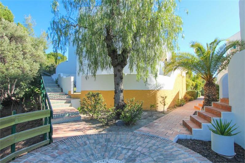 Amazing 3 Bedroom Townhouse In Nerja Extérieur photo