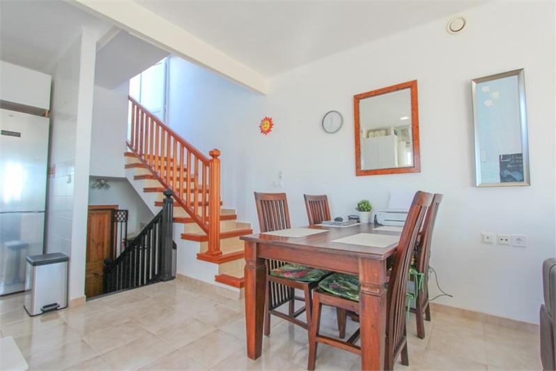 Amazing 3 Bedroom Townhouse In Nerja Extérieur photo